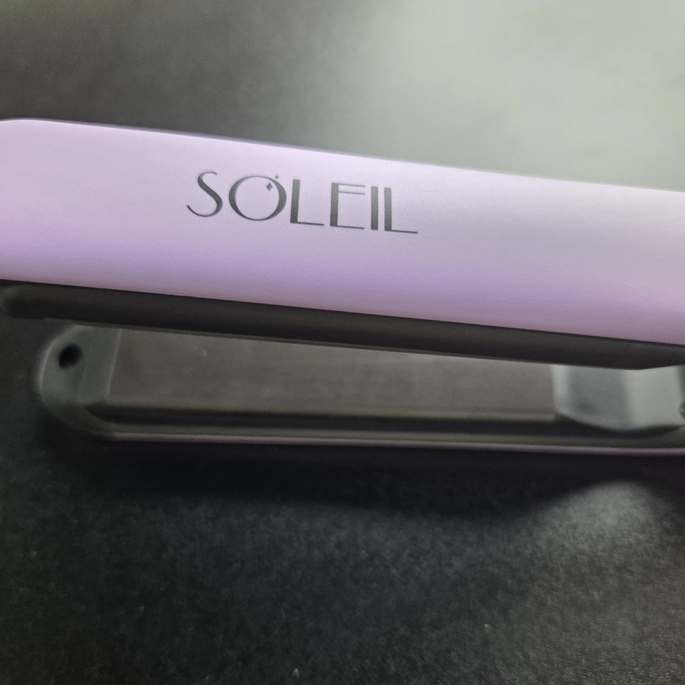 Soleil Dynamic Styler Lavender Ceramic Flat Iron 450°F Dual Voltage Hair Straigh - Picture 7 of 8